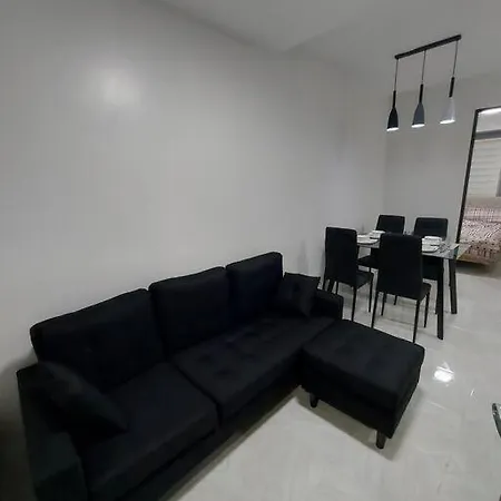 2Br Condo Near Oakridge&It Park W/Wi-Fi&Netflix