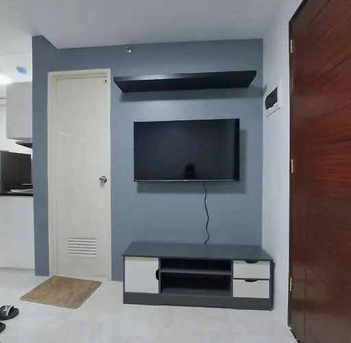 2br Near Oakridge&it Park W/wi-fi&netflix Mandaue City